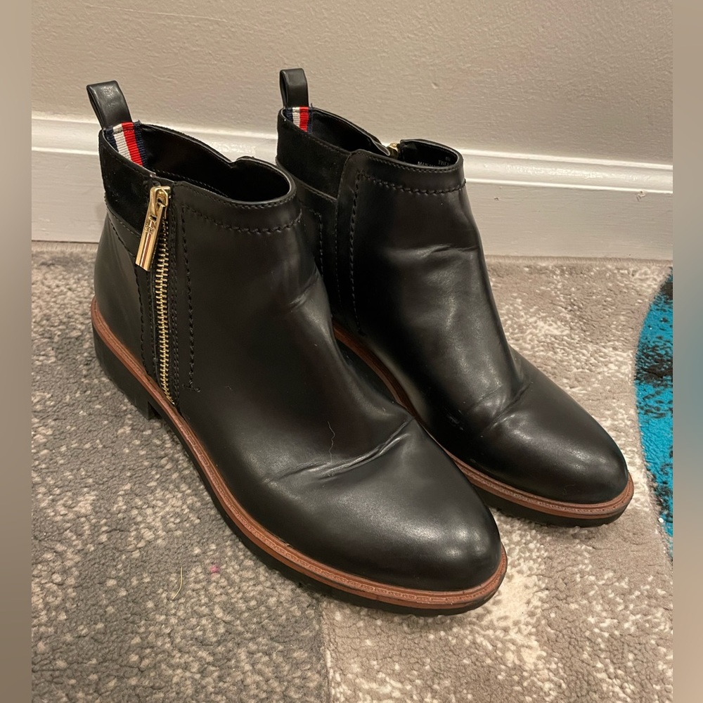 Tommy Hilfiger leather ankle boots